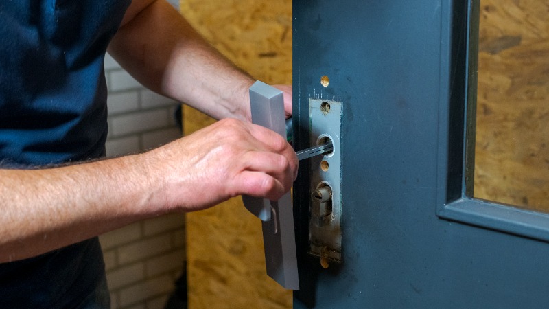 Kerntrekbeslag plaatsen